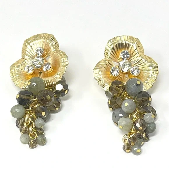 New Anthropologie Winter Romance Flower Earrings Gold - Picture 1 of 4